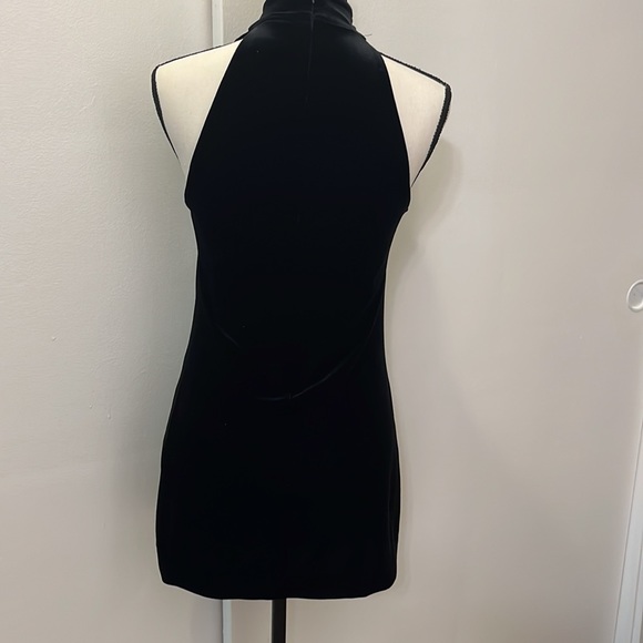 Bailey/44 - Picture 3 of 4